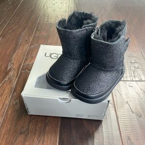 UGG Keelan Infant Boot, size 2/3